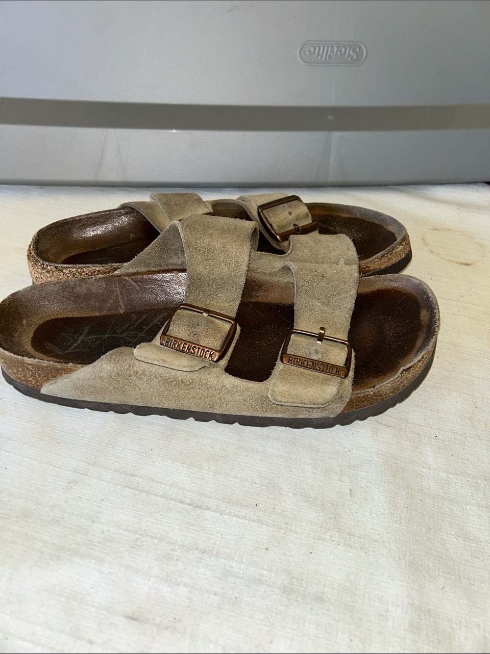 Birkenstock  Arizona Suede Sandals in Beige Brown